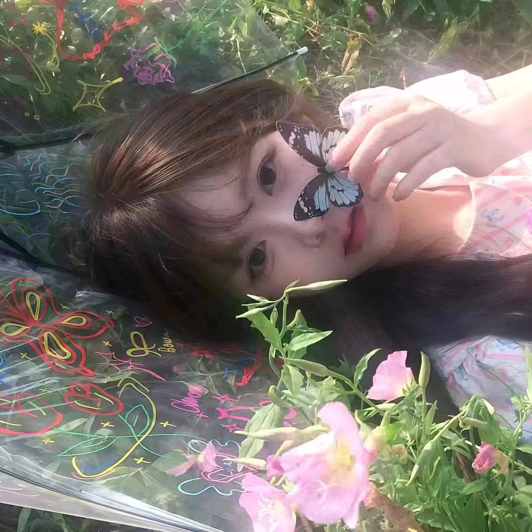檐角藏星潮头像