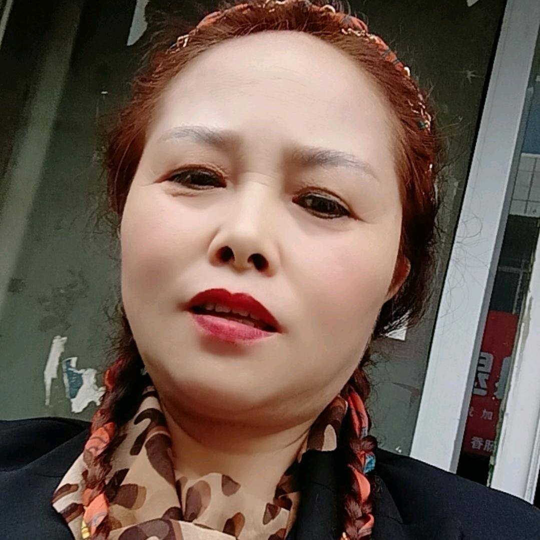 玉兰姐（每天晚上十点半开播》