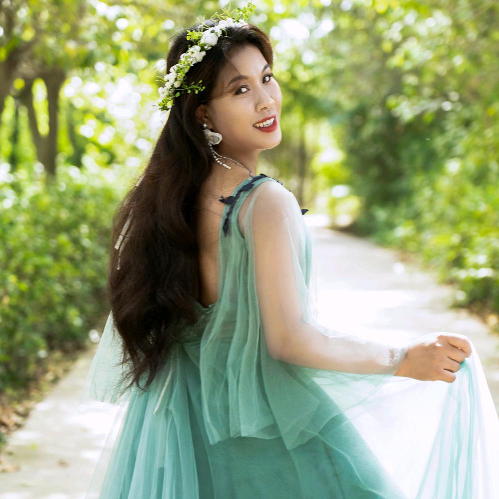 (✧∇✧)；临沧佤族女孩💋💋