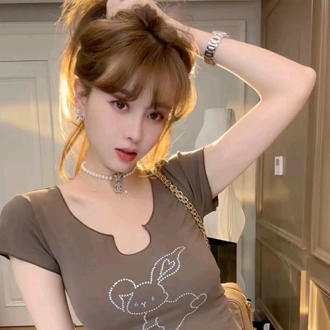 游鹿鹿直播返场