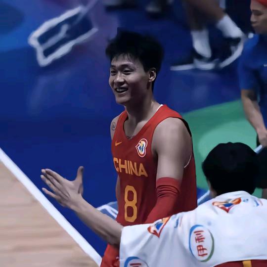 凌晨一点起床做早操