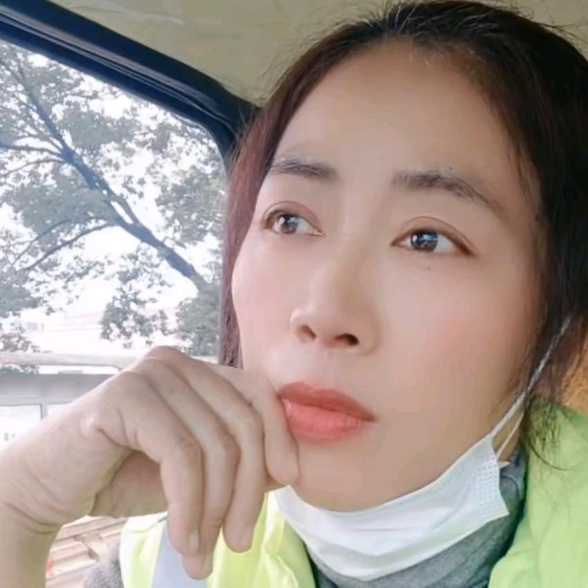 环卫驾驶(养家的女人)