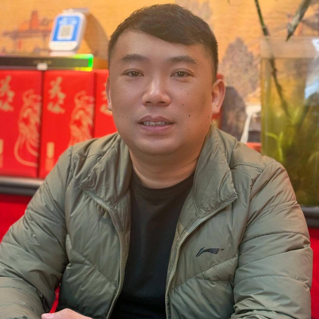 老铺黄金珠宝 太谷