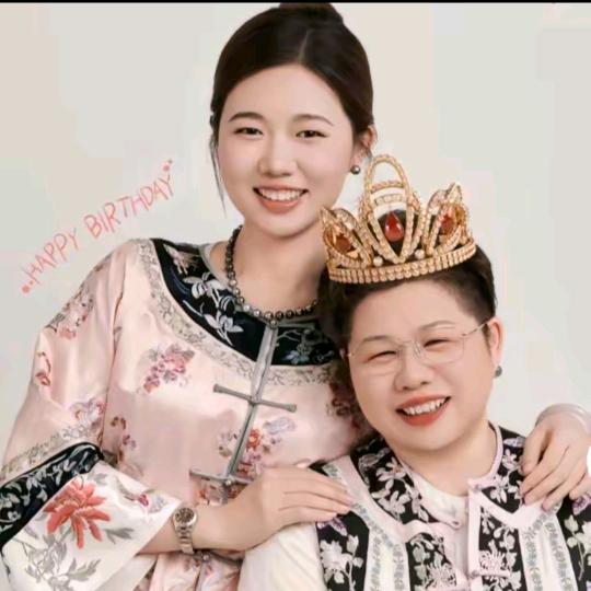 花滿林真丝服饰(精选女装)