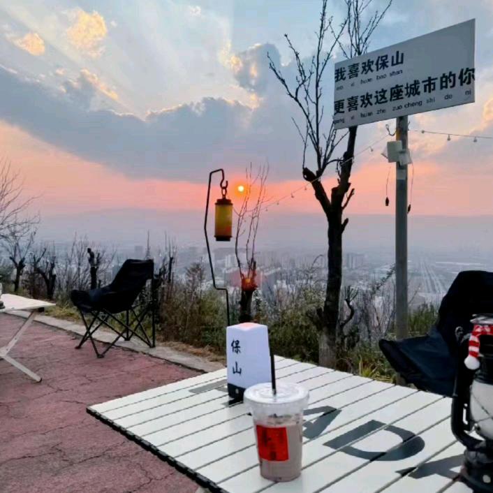 小河
