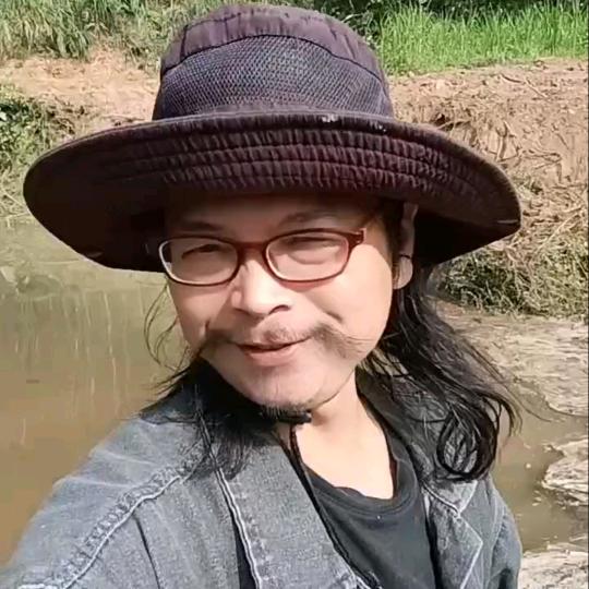 红帽哥¹