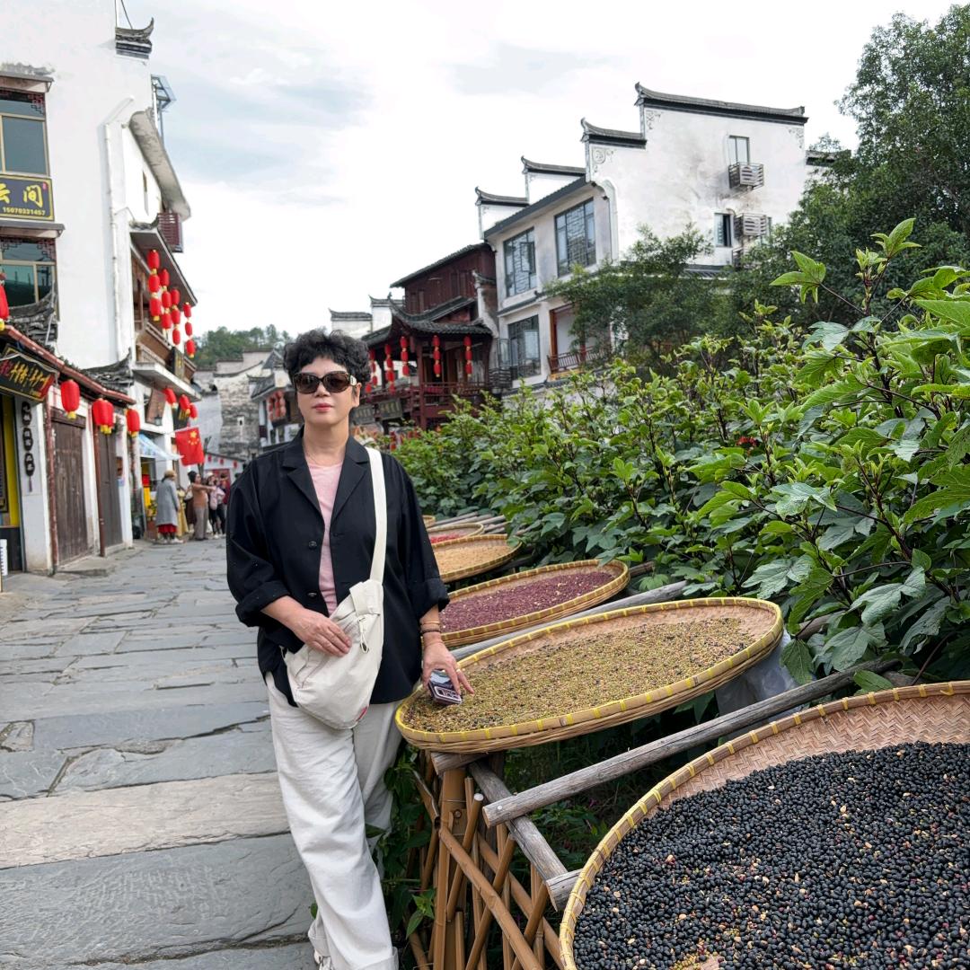 金锡妹（素洁）