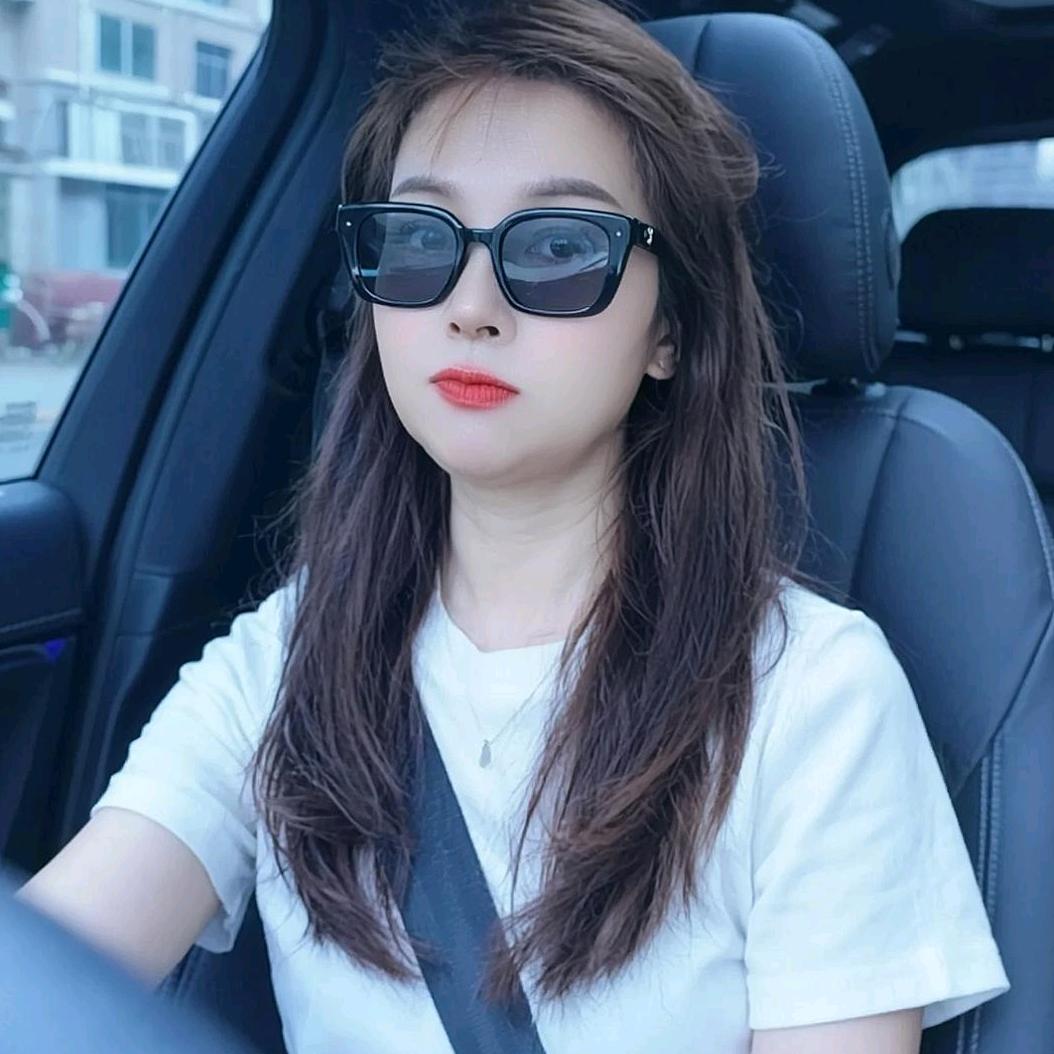 ヾ(✿ﾟ▽ﾟ)ノ╭(╯ε╰)╮