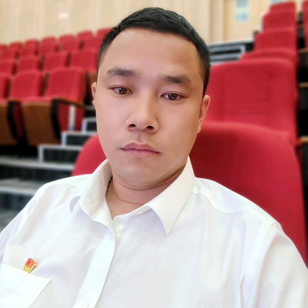 卢氏香菇支书（小陈书记）