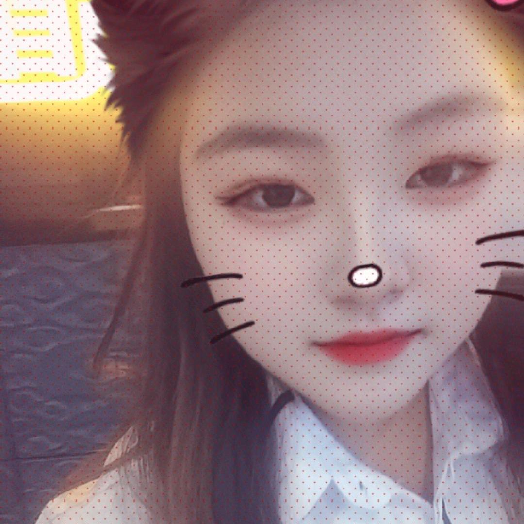 馨(っ'-')╮=͟͟͞͞💌