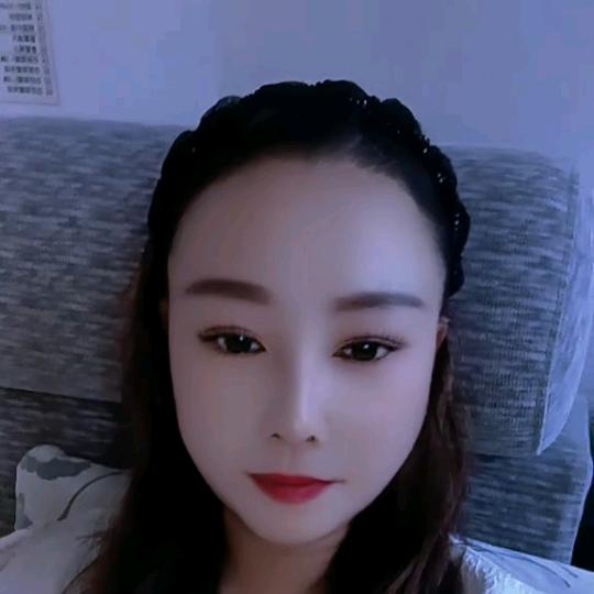 情断天涯妹断心。单身小李