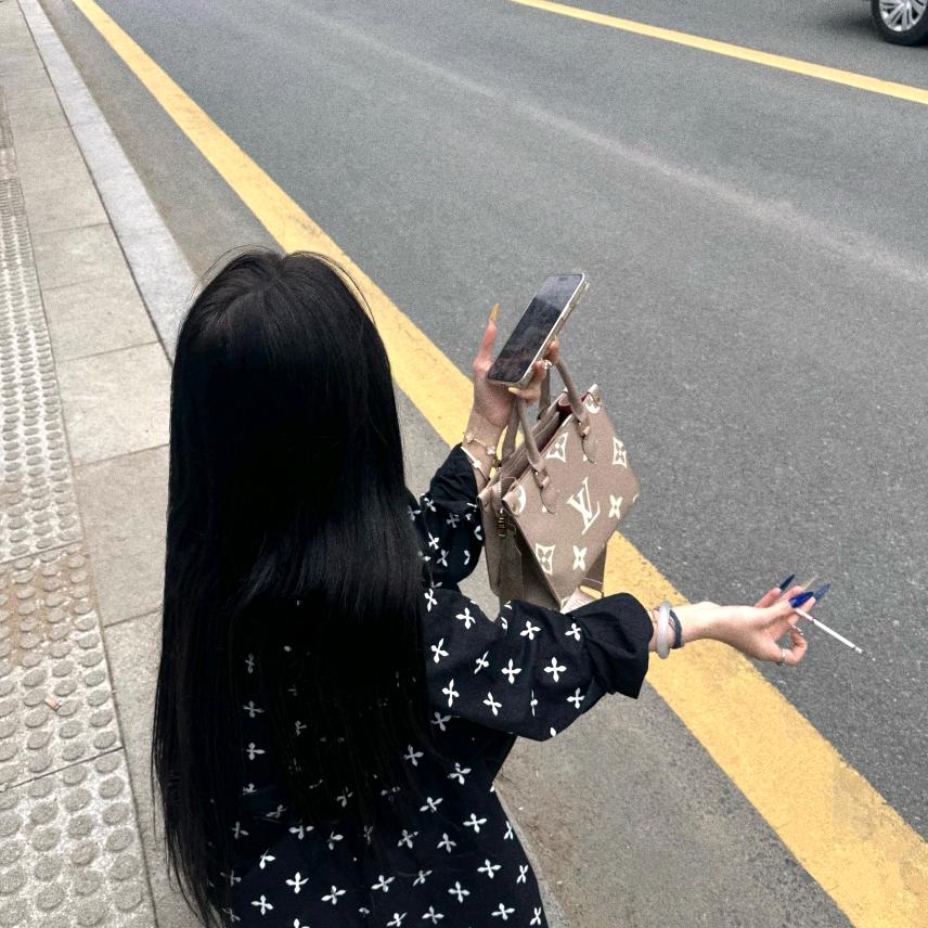 小娇妻-.🦋