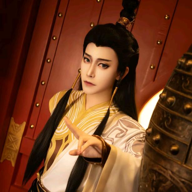 里葺(_厕所博主版)