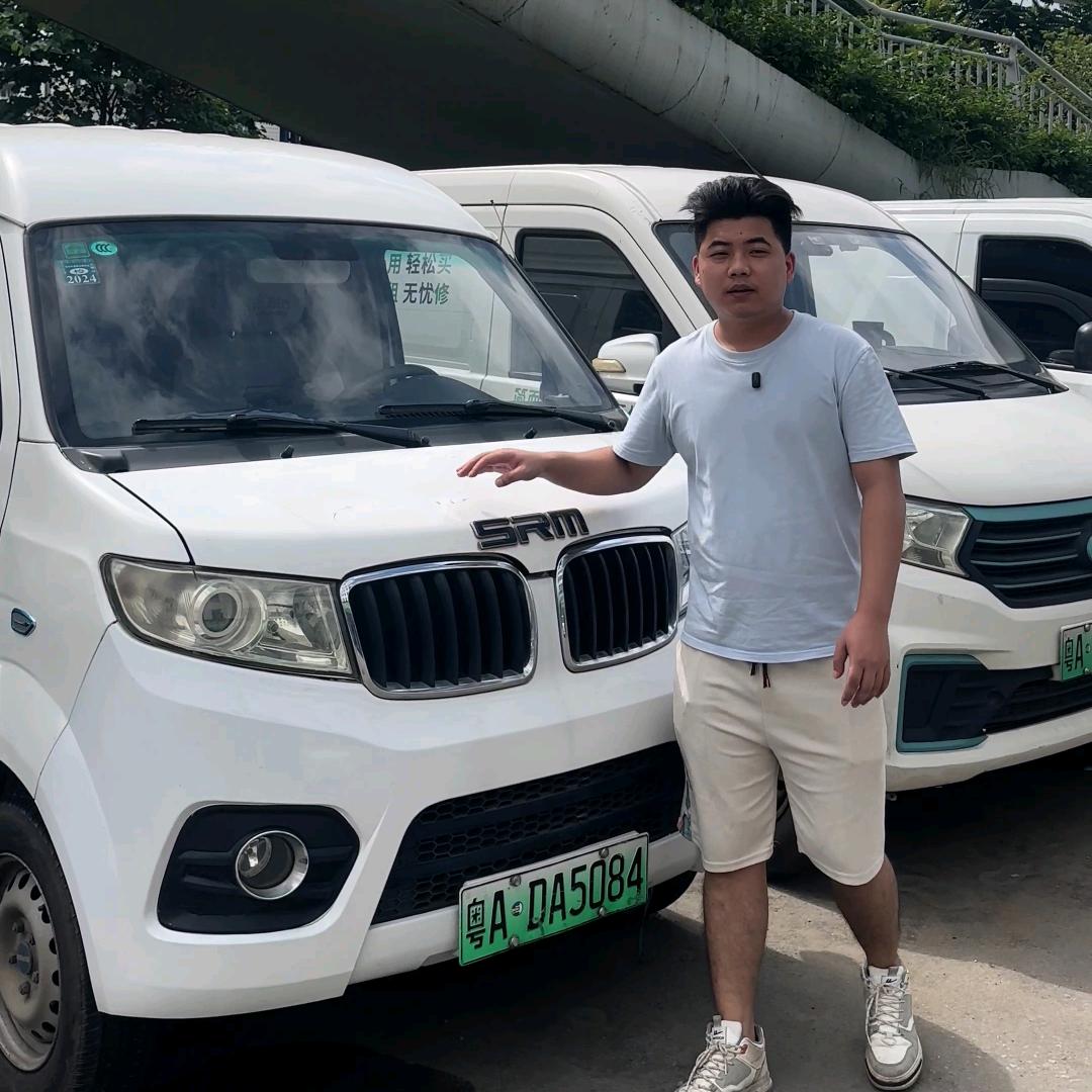 新能源货车租赁阿军