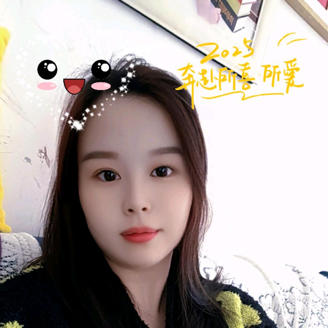 依依