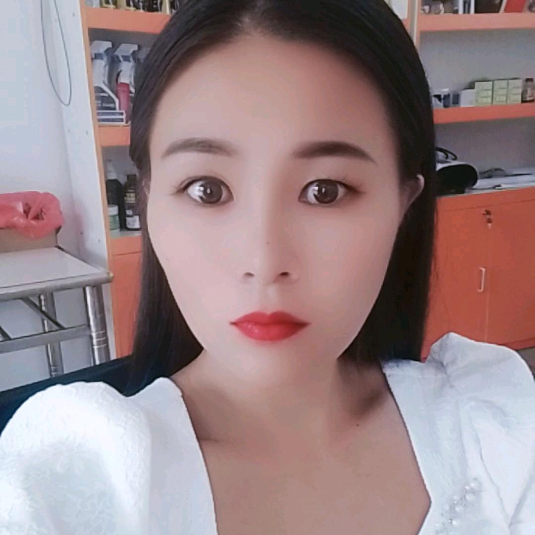 李巜三妹》