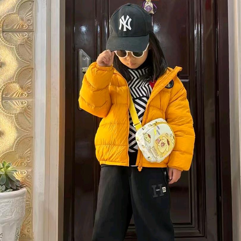 小溪塔金悦女装工厂店