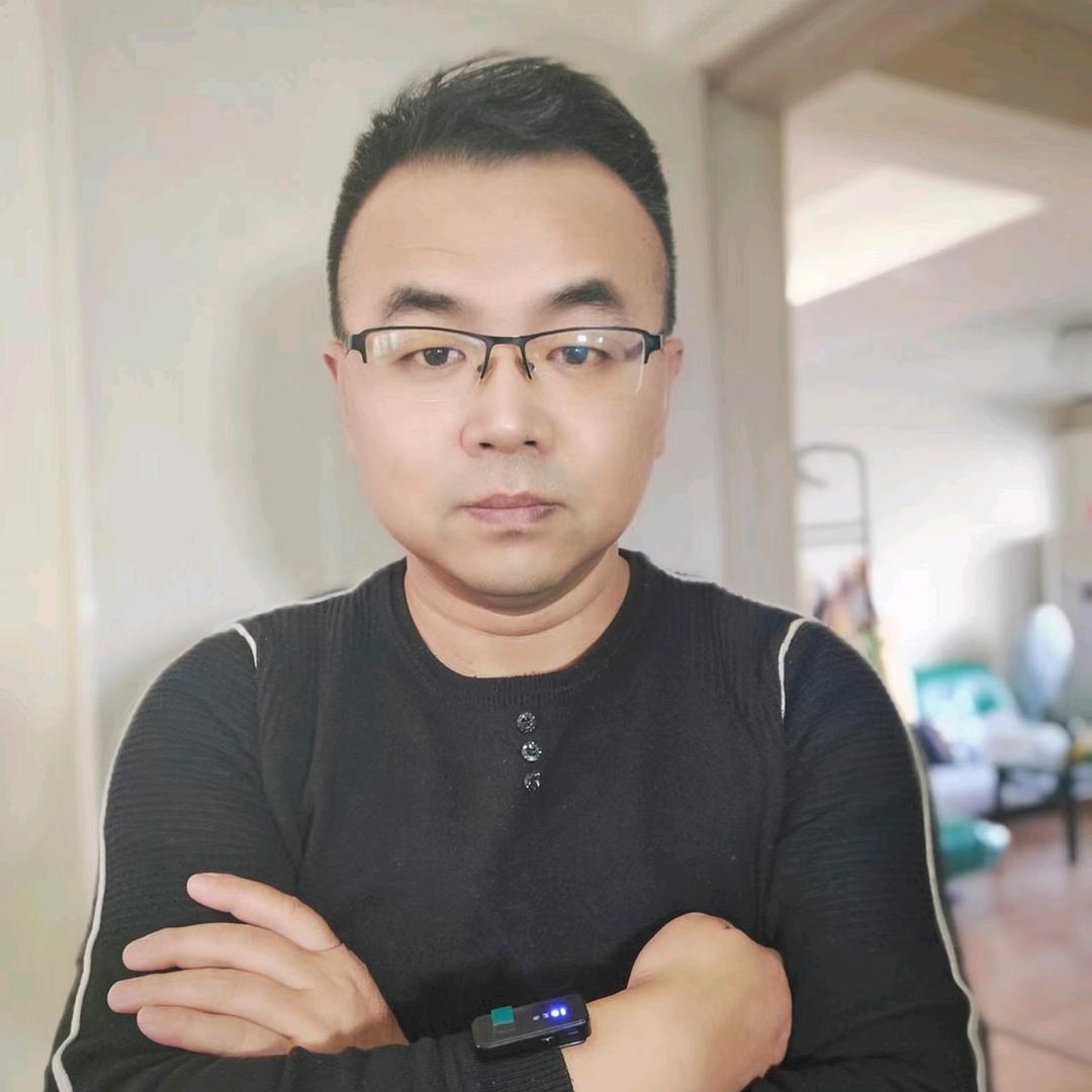 秀才龙哥