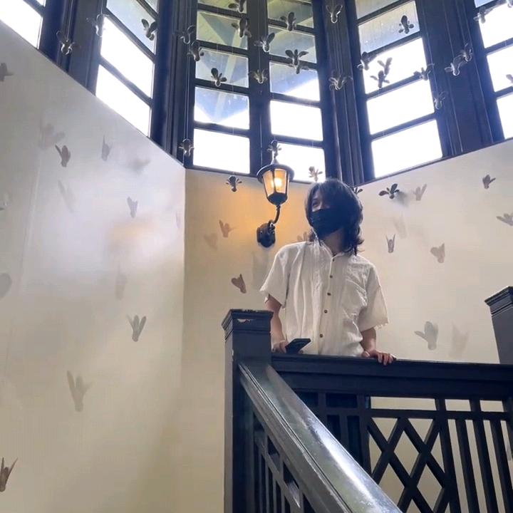 吟唱的咒语是啾咪。