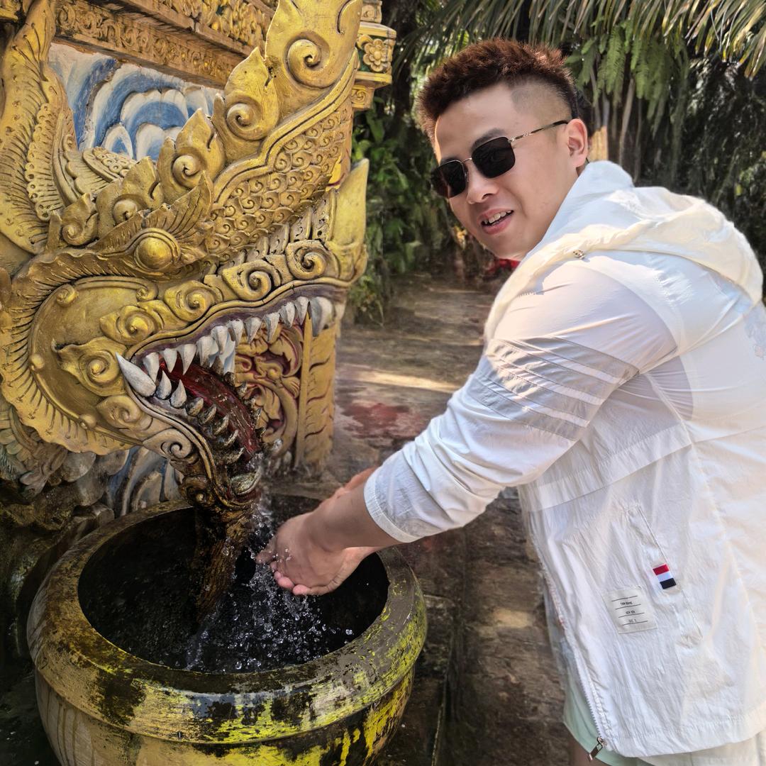 《加钱哥》回收黄金珠宝首饰