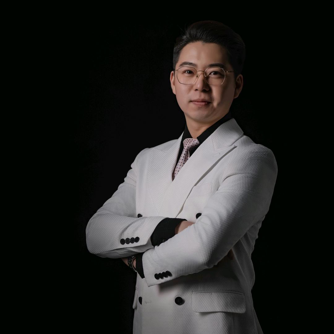 开宝马的小亮