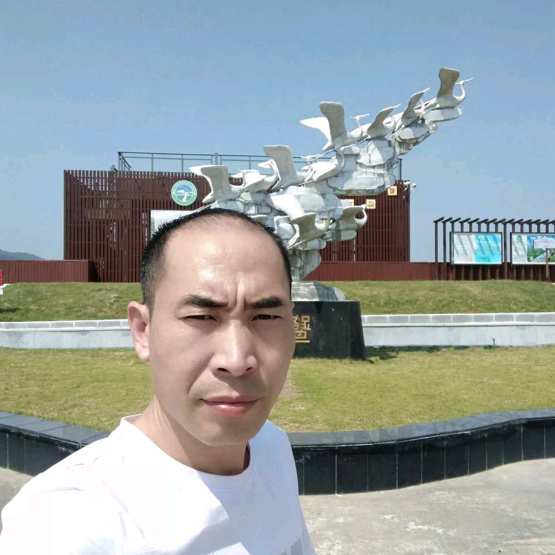 桐一座城，梓等你来