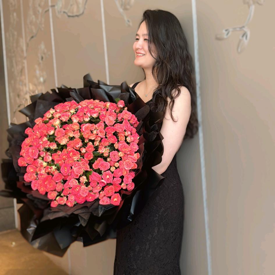 满世界芳香的媛