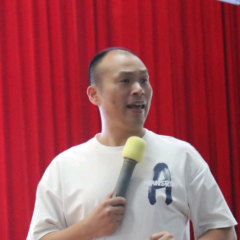 叶哥湾区摆摊