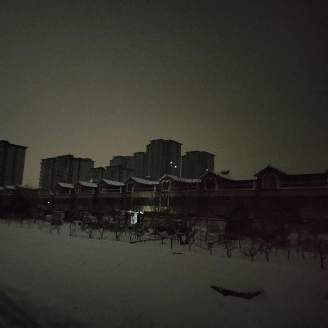 堇色头像