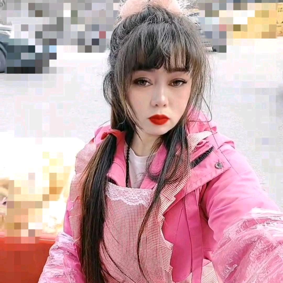 小🌺燕🌺子(•ิ_•ิ)