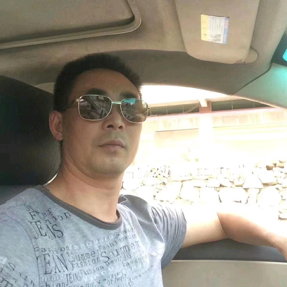 张艺严