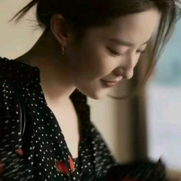 ✧*｡٩(ˊᗜˋ*)و✧*｡