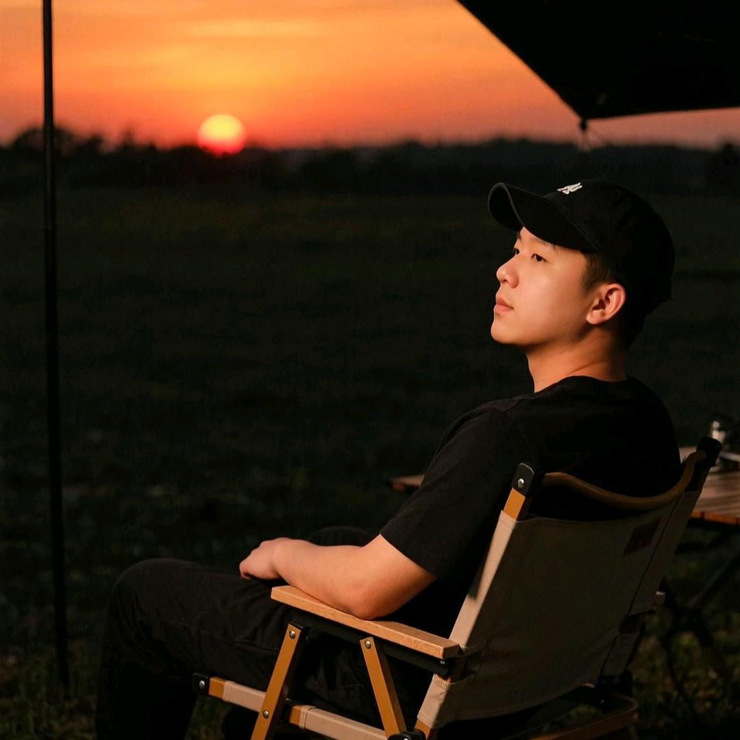 超人不会飞。🖤