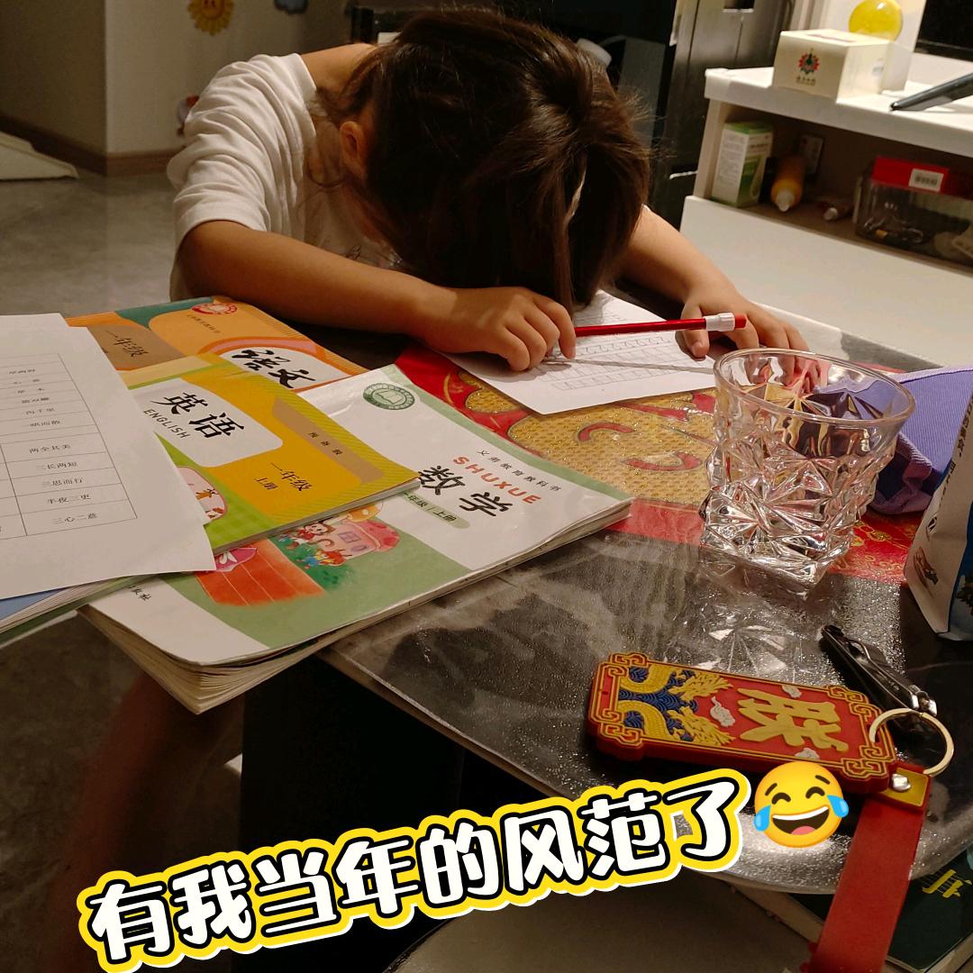 爱唱歌的安琪拉
