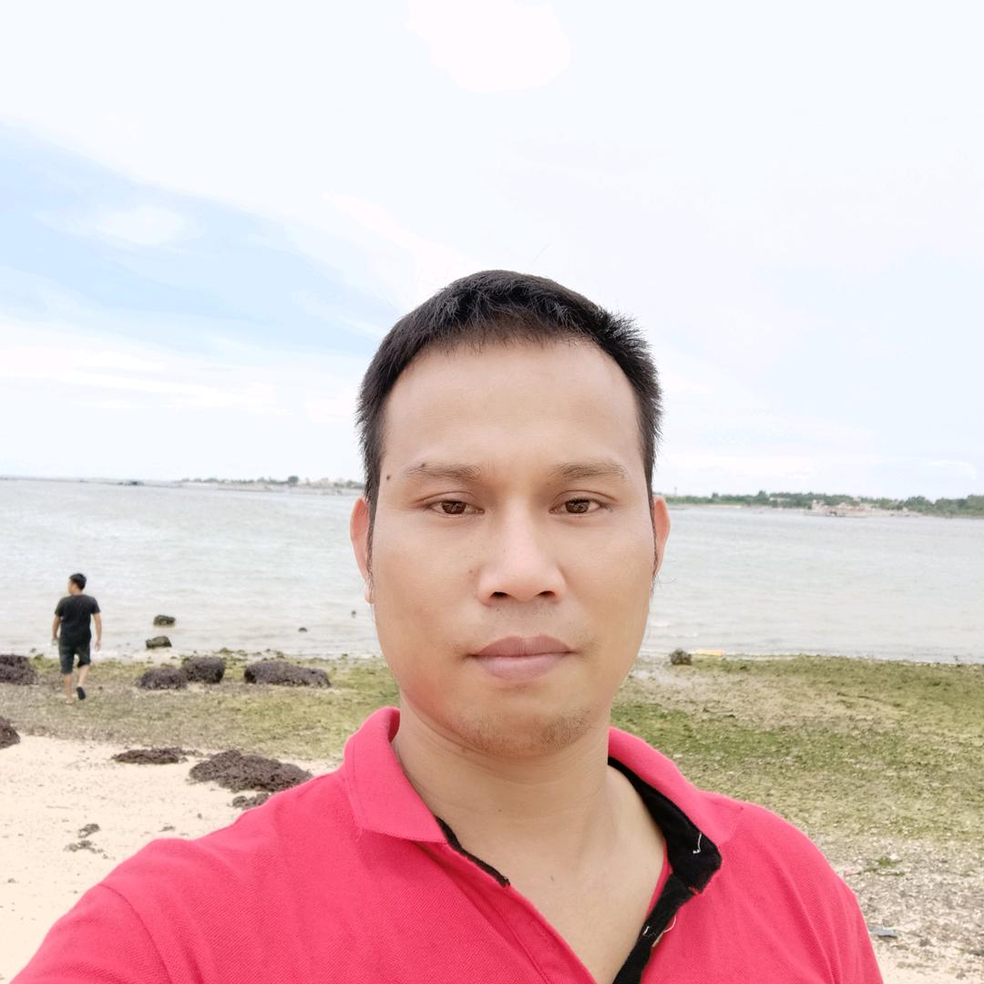 李勇伟
