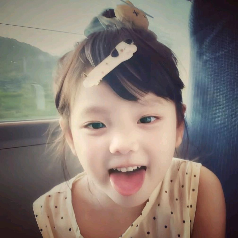 小妮^