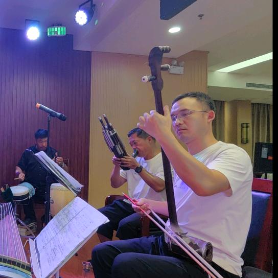曲胡尚红阳（戏曲唱段直播分享）