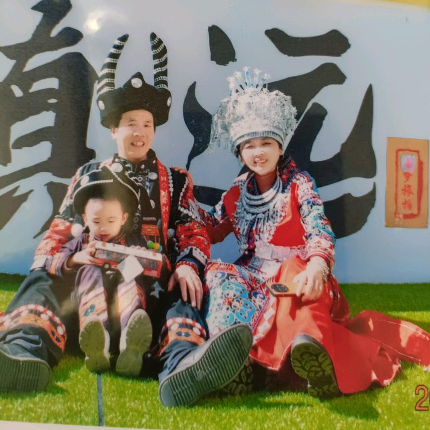 符二妹，我晚上八点钟开播，欢迎大家来唱歌