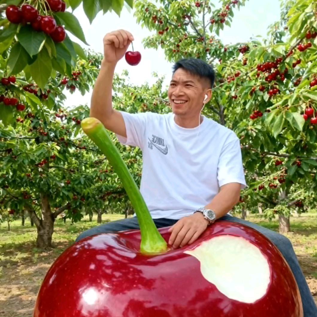 本人单身，买烤肠，钵仔糕，鸡蛋汉堡