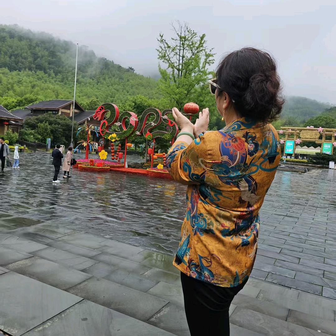 一枝独秀