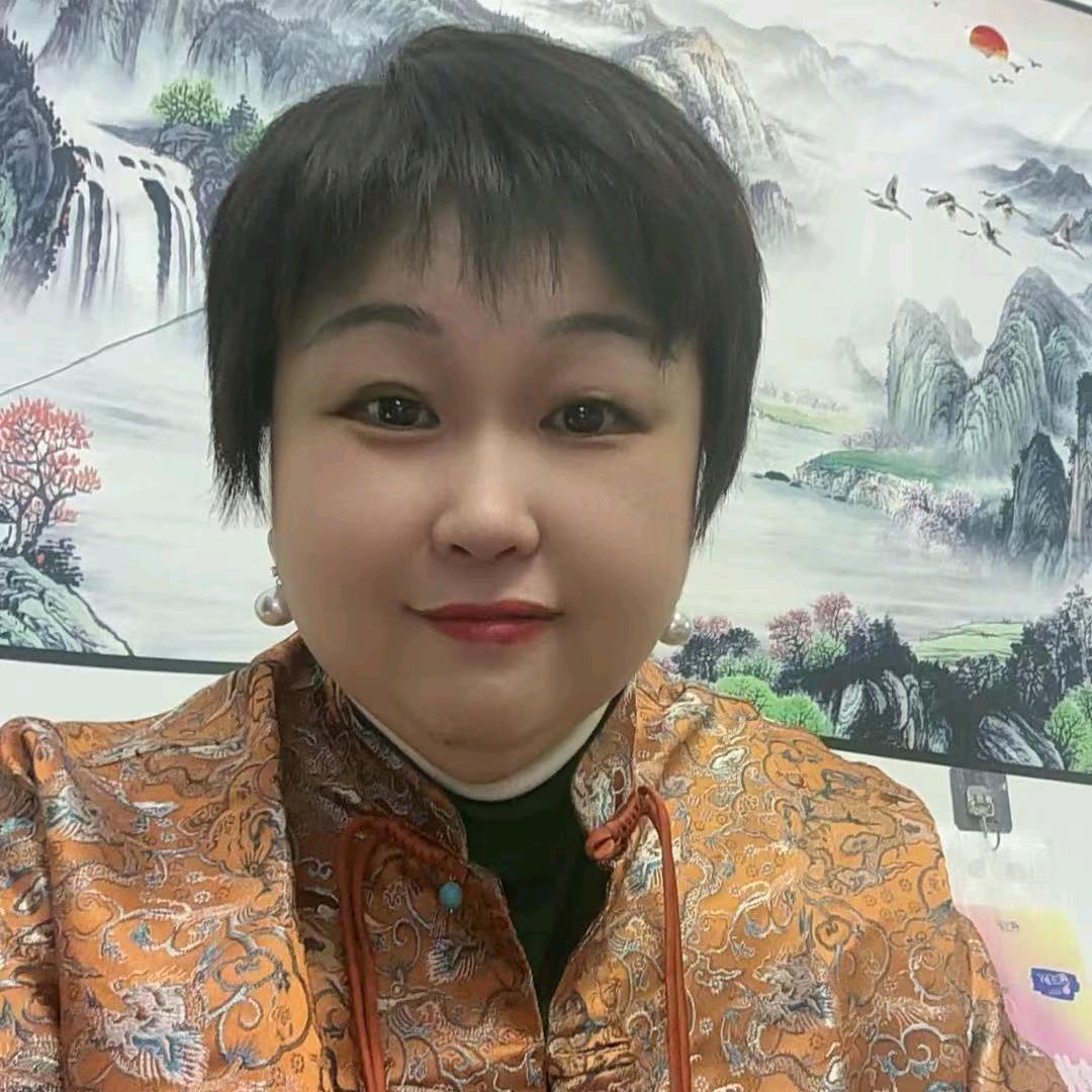芳芳💋
