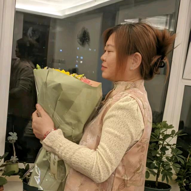 💕💕🍓草莓倩姐🍓💞💞