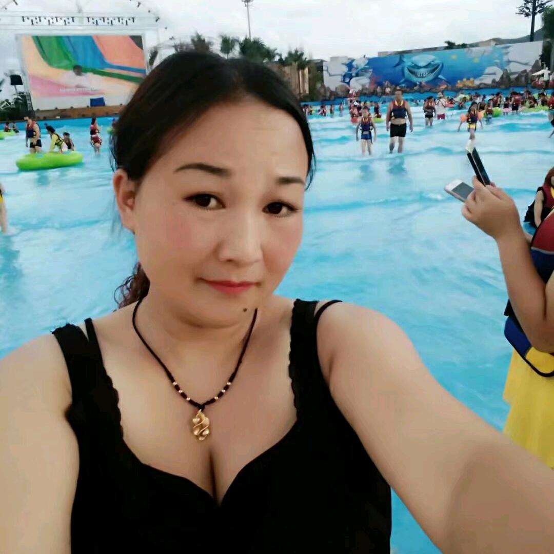 四个孩子呢妈妈要努力