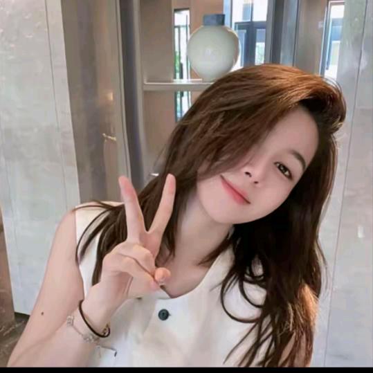 月月不吃菜