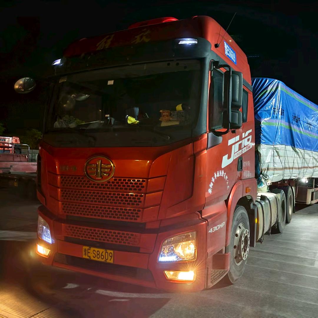 🚚卡车人  路漫长🚚