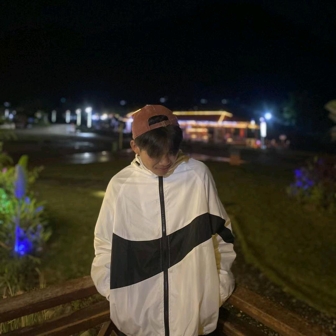 🤭🕷️Bé øn Khãy[😝🕷