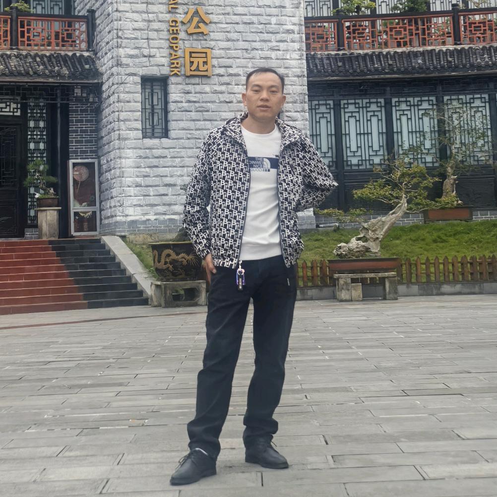 冰棒先生（李寿义）