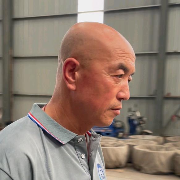 光头锻爷