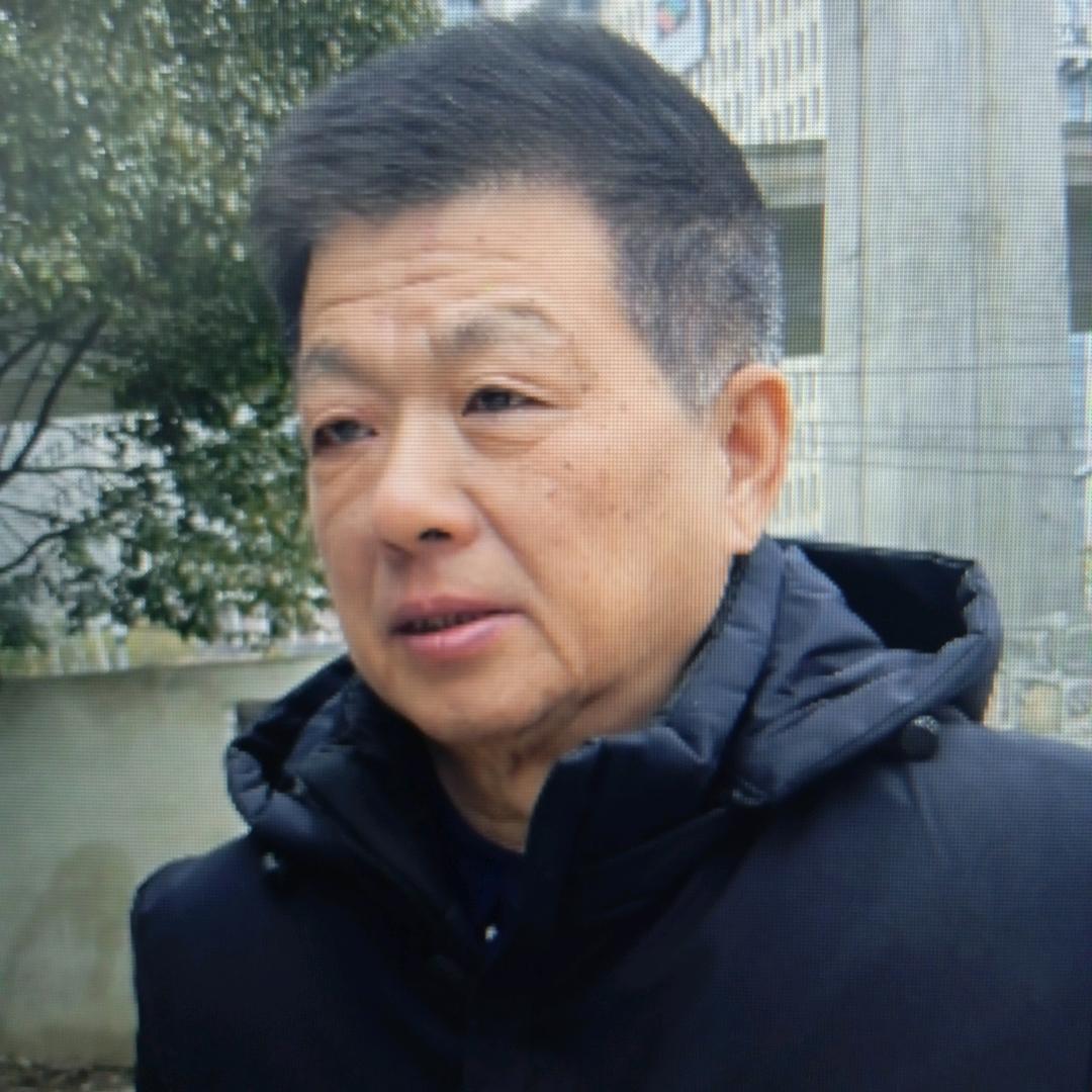 王兴臣老师拥抱贵阳市
