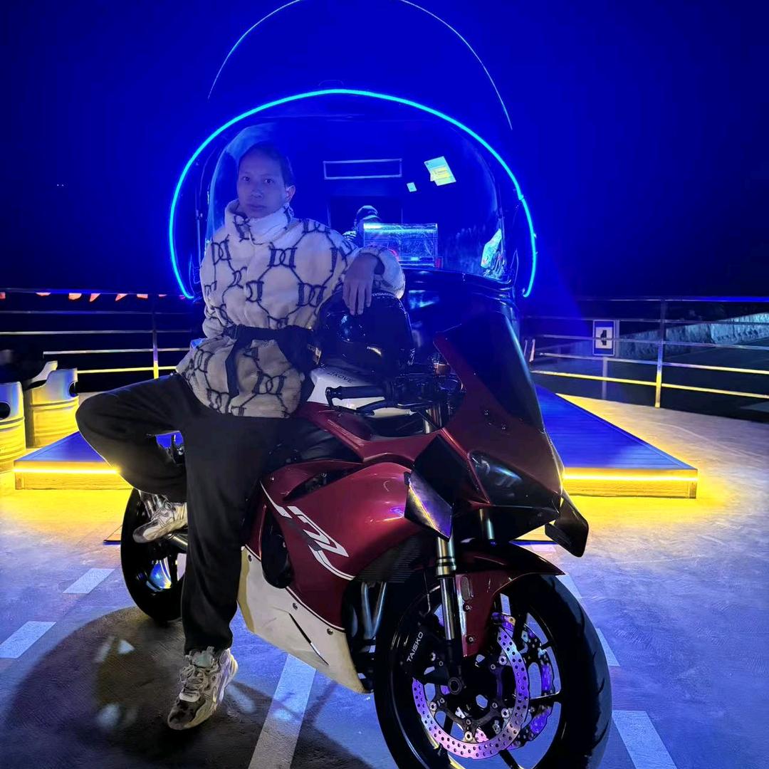 魔鬼机车俱乐部啊新